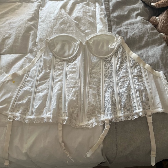 Lilyette 90s corset - Picture 4 of 6